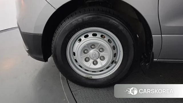 Hyundai The New Grand Starex id 3588428 из Кореи 15