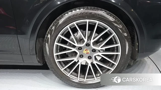Porsche Cayenne (PO536) id 3721530 из Кореи 15