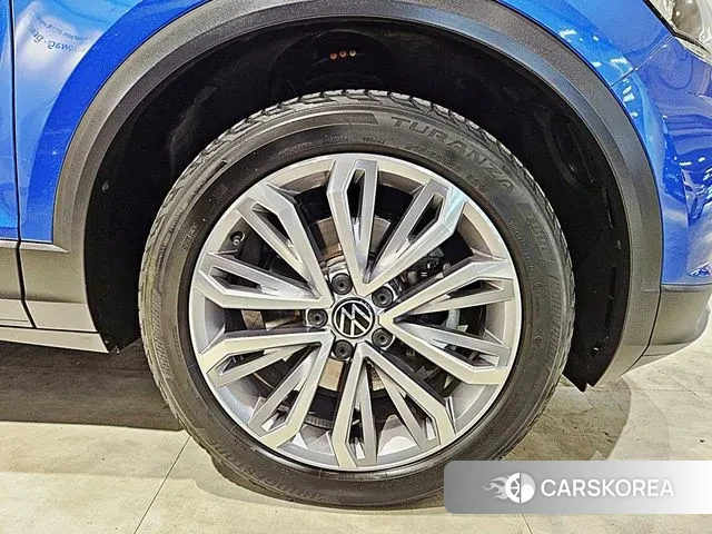 Volkswagen T-Roc id 3361696 из Кореи 14