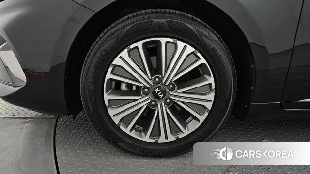 Kia K7 Premier Hybrid id 4283711 из Кореи 29