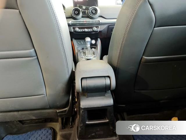 Audi Q2L e-tron id 4359477 из Китая 22
