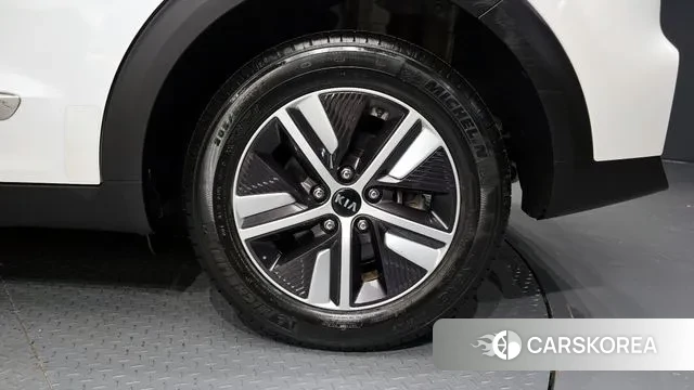 Kia The New Niro id 3356090 из Кореи 15