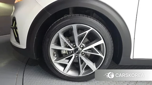 Kia The New Niro id 3263485 из Кореи 15