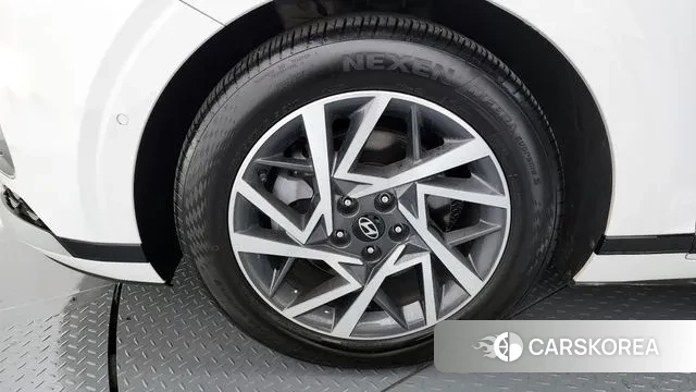 Hyundai Grandeur (GN7) id 3477934 из Кореи 15