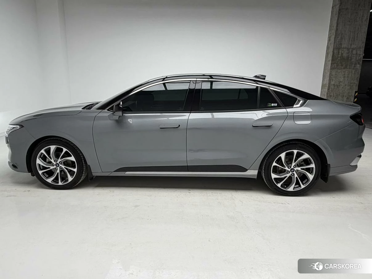 Ford Mondeo id 4407603 из Китая 12