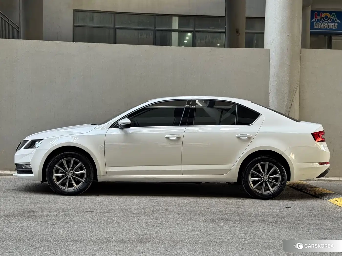Skoda Octavia id 4622288 из Китая 15