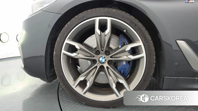 BMW 5 Series (G30) id 4543119 из Кореи 15