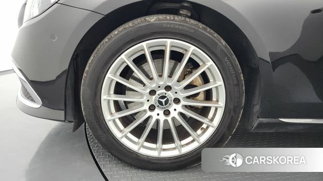 Mercedes-Benz E-Class W213 id 4445486 из Кореи 32