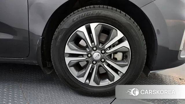 Kia The New Carnival id 3044943 из Кореи 15