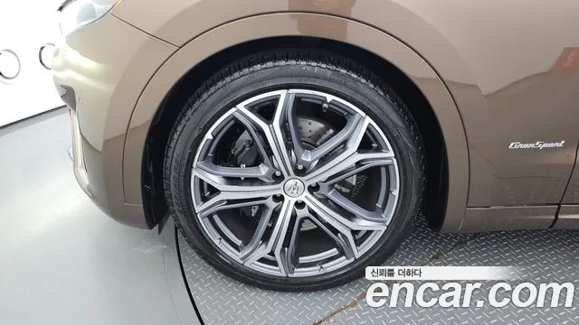 Maserati Levante id 2688071 из Кореи 15