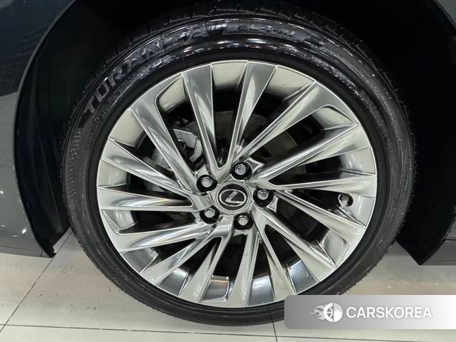 Lexus ES300h 7th generation id 3952948 из Кореи 15