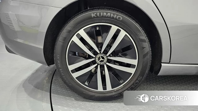Mercedes-Benz A-Class W177 id 4283891 из Кореи 15