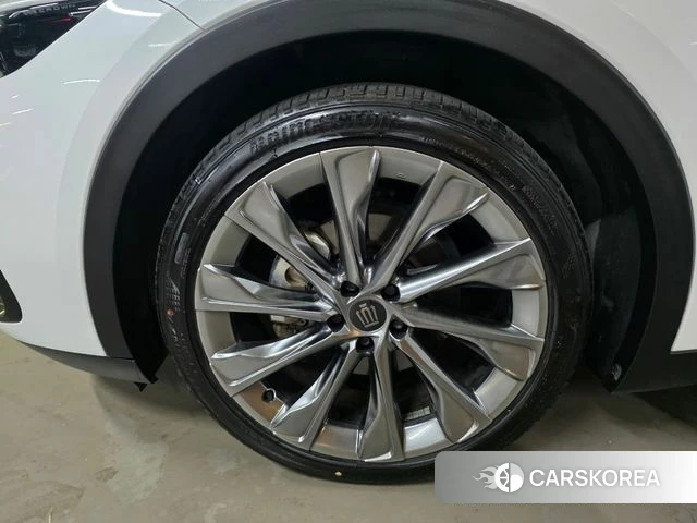 Toyota Crown Crossover id 4401040 из Кореи 12