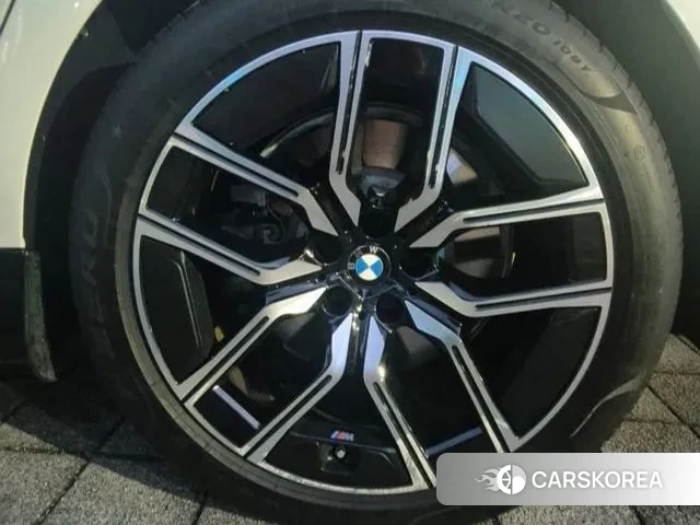 BMW i7 (G70) id 3512606 из Кореи 12