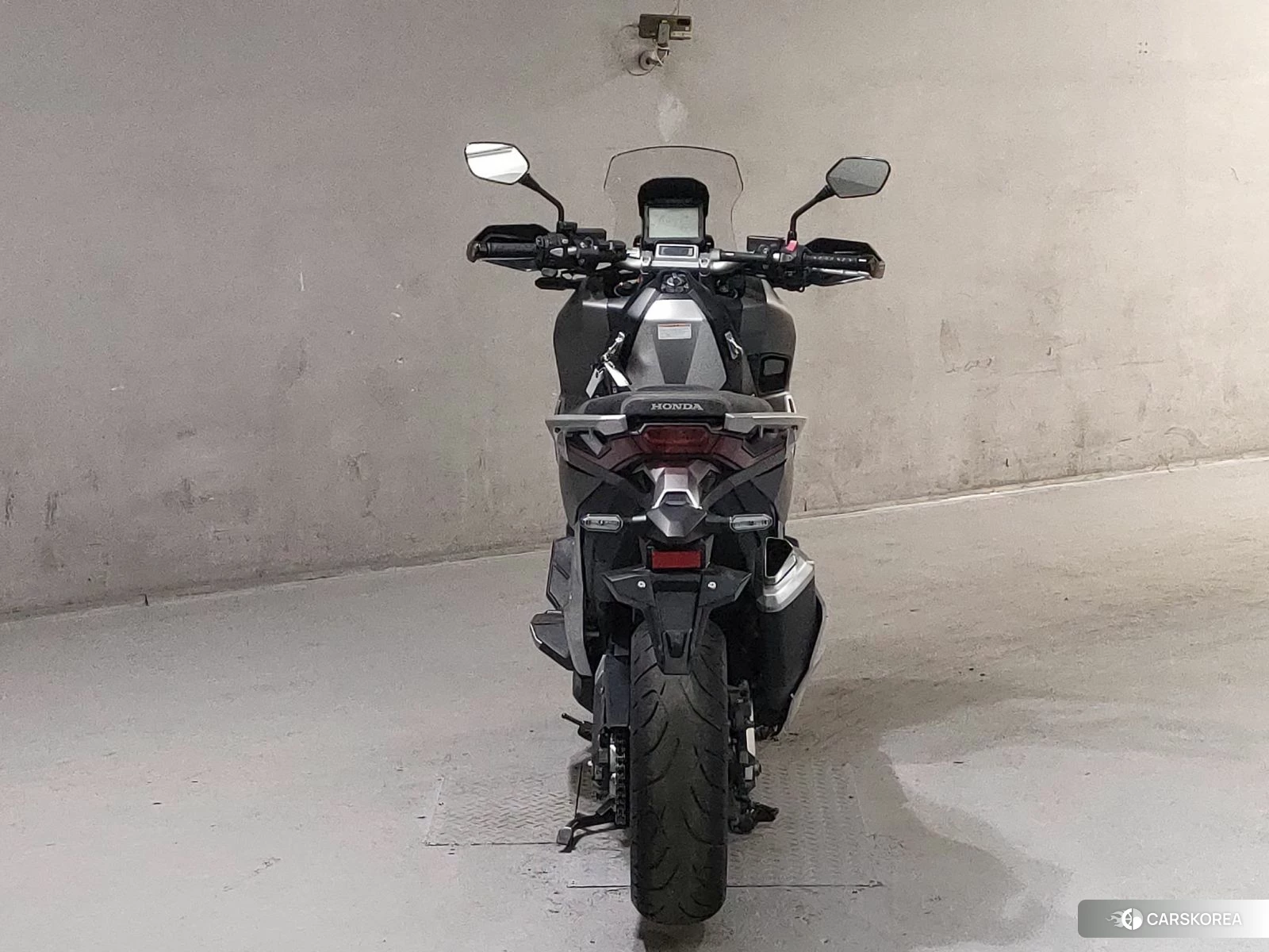 Проданный Honda X-ADV 750 id 4206096 из Японии, фото 2