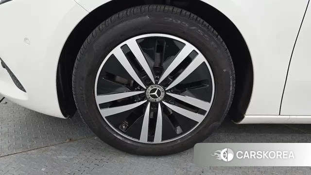 Mercedes-Benz A-Class W177 id 3611786 из Кореи 15