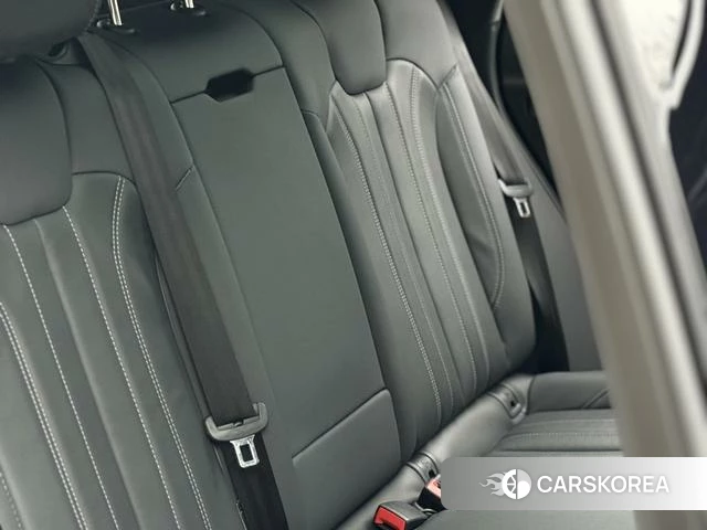 Audi Q5L id 4272811 из Китая 16
