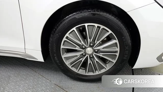 Hyundai Grandeur IG Hybrid id 3525985 из Кореи 15