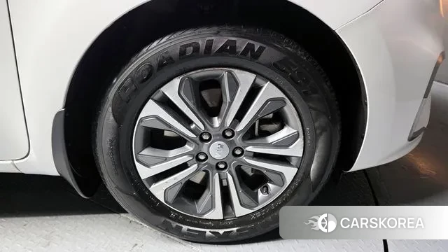 Kia The New Carnival id 3681929 из Кореи 15