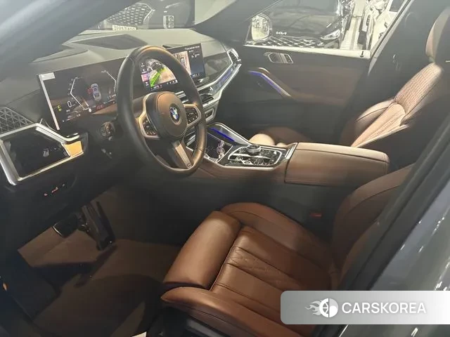 BMW X6 (G06) 2025 Серебристо-серый из Кореи, фото 5