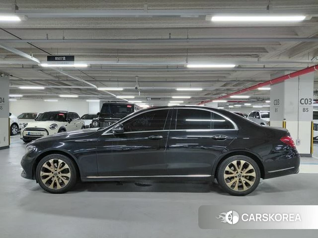 Mercedes-Benz E-Class W213 id 4629307 из Кореи 10