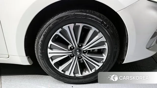 Kia K7 Premier Hybrid id 3703425 из Кореи 15