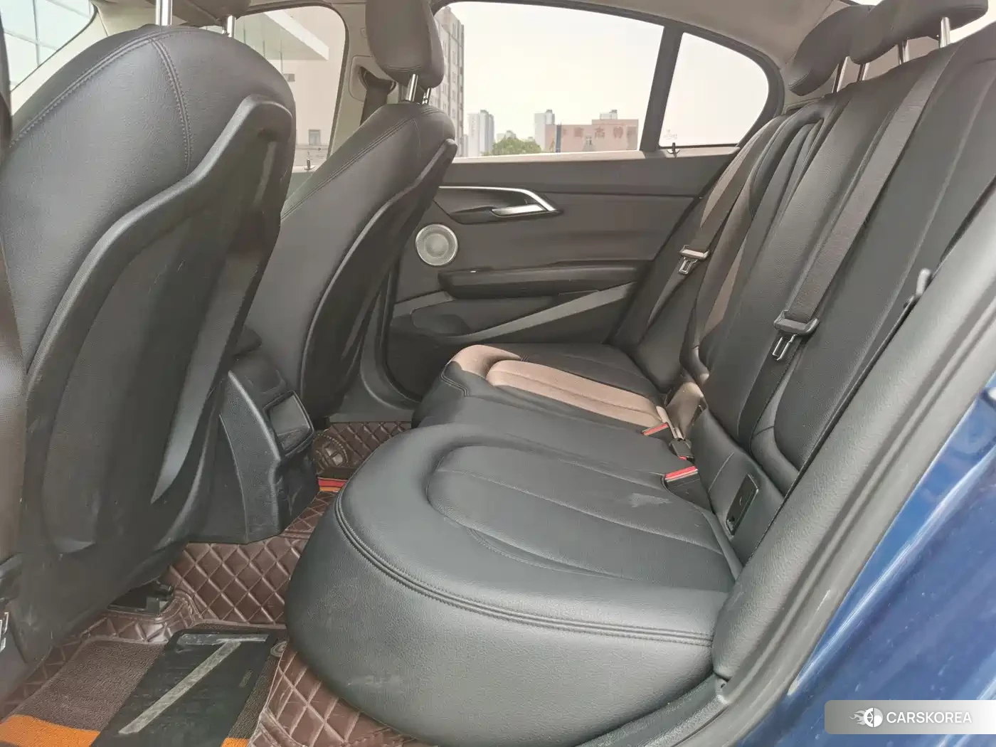 BMW 1 series id 4570437 из Китая 13
