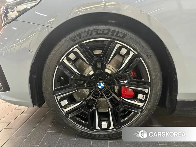 BMW i5 (G60) 2025 Серый из Кореи, фото 5