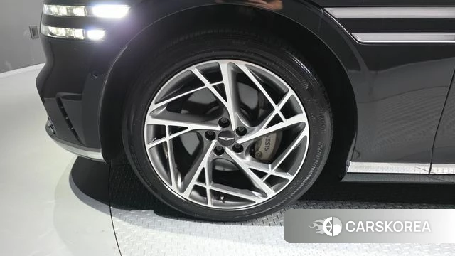 Genesis G90 (RS4) id 4763912 из Кореи 15