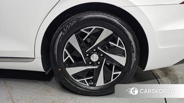 Hyundai The New Grandeur IG Hybrid id 3696869 из Кореи 15