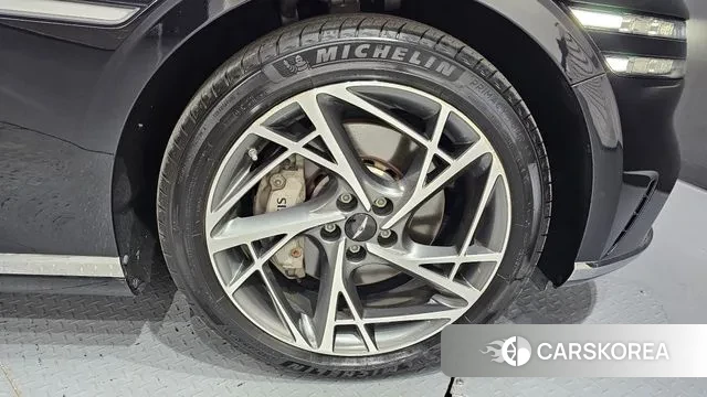 Genesis G90 (RS4) id 3032371 из Кореи 15