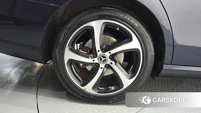 Mercedes-Benz E-Class W213 id 4406323 из Кореи 26