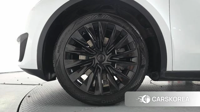 Tesla Model Y id 4767514 из Кореи 15