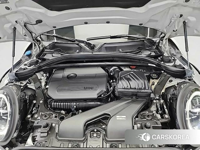 Mini Cooper S Clubman 2022 Белый двухцветный из Кореи, фото 6