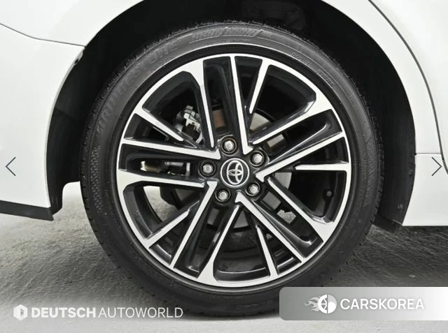 Toyota Camry (XV80) 2025 Белый из Кореи, фото 5