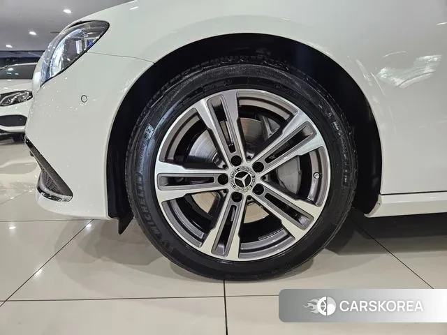 Mercedes-Benz E-Class W213 id 3037135 из Кореи 15