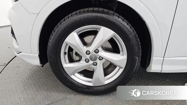 Audi Q3 (F3) id 3753718 из Кореи 15