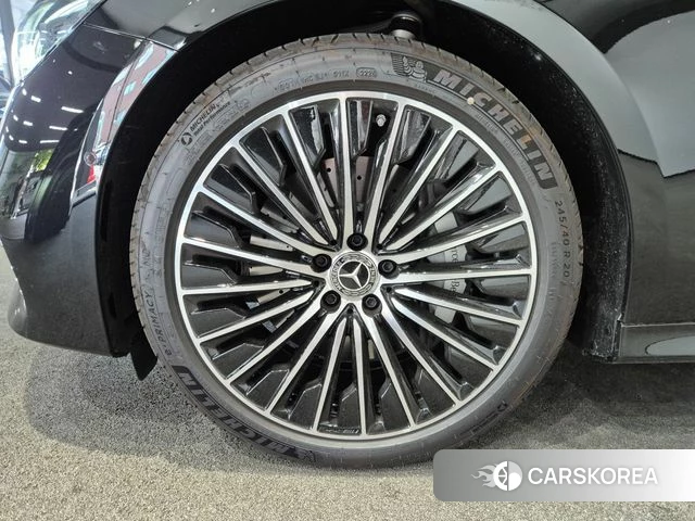 Mercedes-Benz E-Class W214 id 4468257 из Кореи 15
