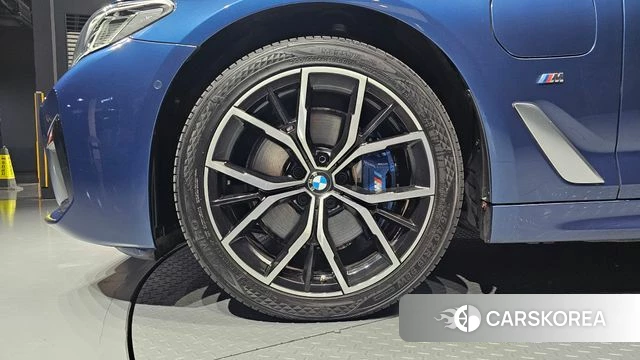 BMW 5 Series (G30) id 3833644 из Кореи 15