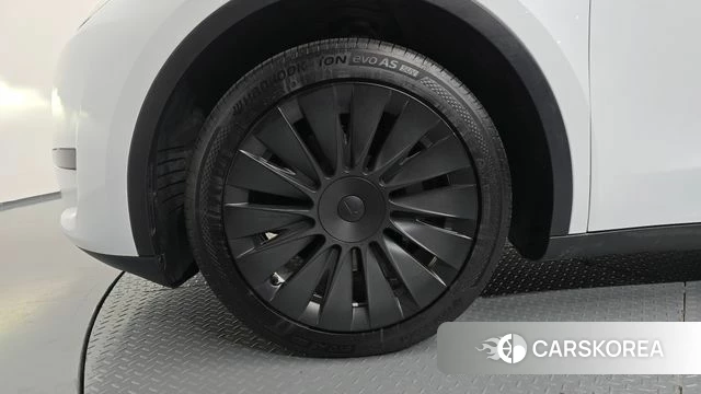 Tesla Model Y id 4834662 из Кореи 27