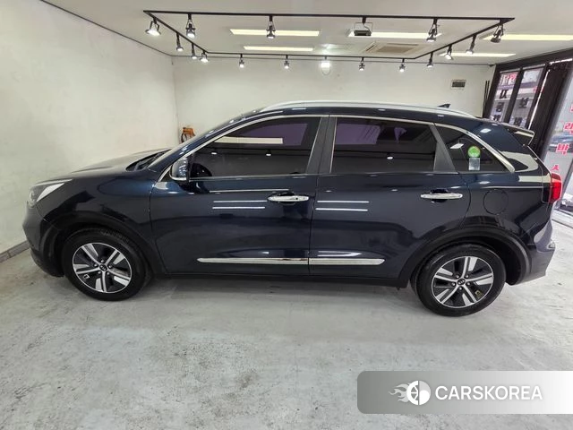Kia The New Niro id 4578022 из Кореи 15