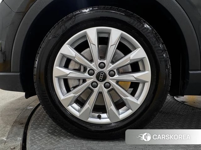 Audi Q3 (F3) id 4308017 из Кореи 15