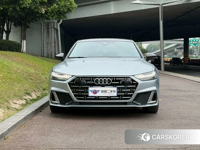 Audi A7L id 4336191 из Китая 8