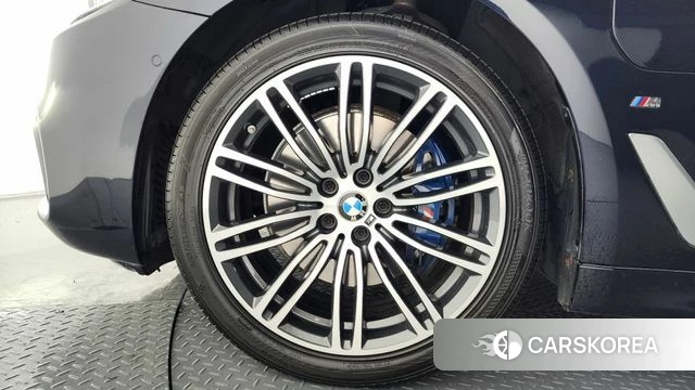 BMW 5 Series (G30) id 4224924 из Кореи 32