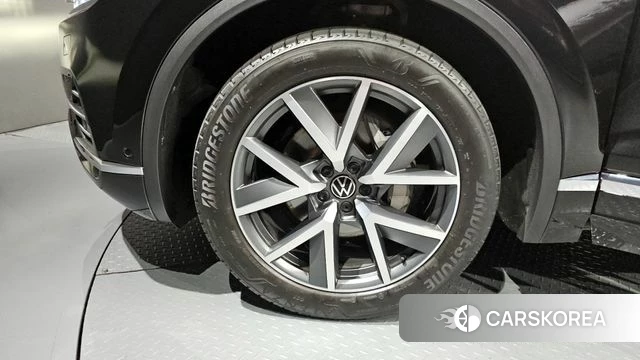 Volkswagen Touareg 3rd generation id 4375549 из Кореи 28