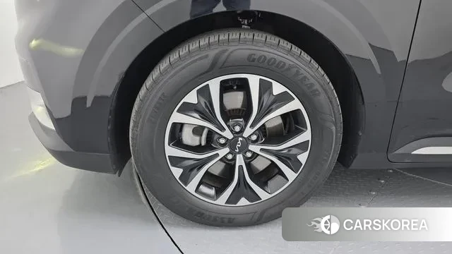 Kia Carnival 4th generation id 3300225 из Кореи 15