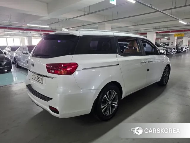 Kia The New Carnival id 3709246 из Кореи 12