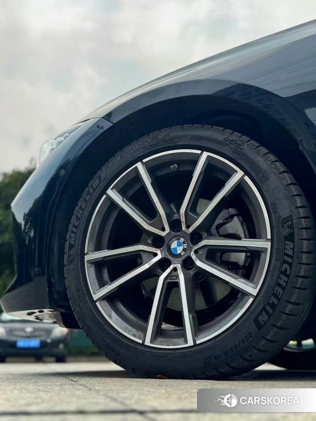 BMW 3 series 2025 Черный из Китая, фото 5