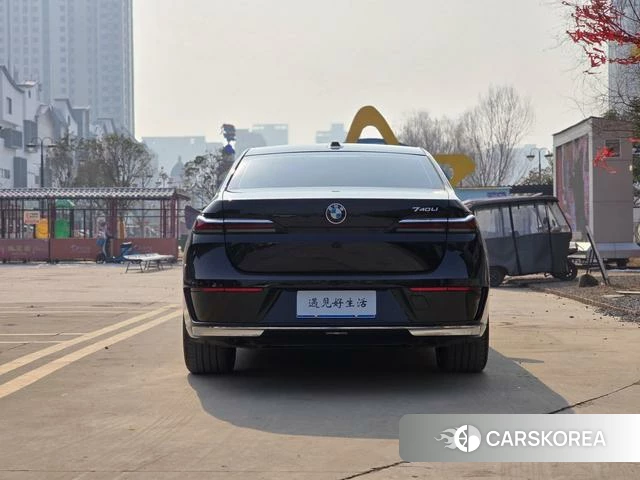 BMW 7 series 2025 Черный из Китая, фото 5