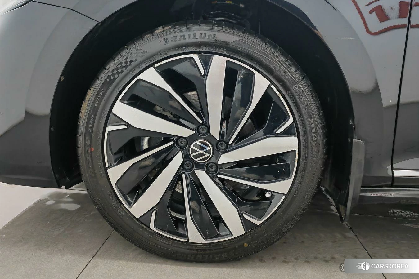 Volkswagen Passat id 4486125 из Китая 19